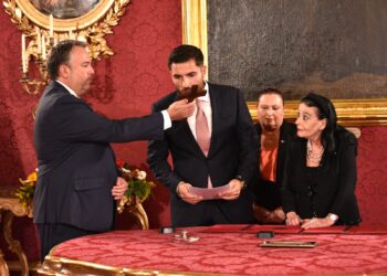 Alex Borg presta giuramento come nuovo leader dell’opposizione: «Serve unità, oltre i colori politici»