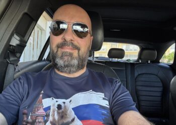 Neville Gafà si dimette dopo le polemiche scatenate da un suo articolo sui genitori arcobaleno