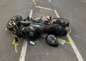 Incidente tra auto e moto a Fgura, centauro in ospedale