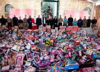 Pioggia di doni per i bambini più vulnerabili: si chiude la sesta edizione di “Rigal bi Mhabba”