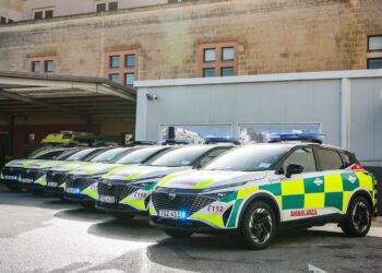 Emergenze in aumento, il Mater Dei potenzia la sua flotta: in servizio sei nuove automediche