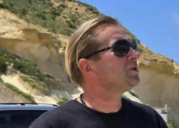 cover Robert Lawniczak