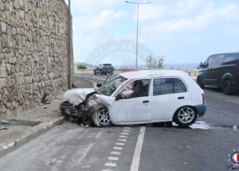 Auto si schianta contro un muro a Swieqi, donna gravemente ferita