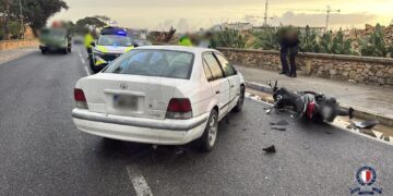 Due motociclisti gravemente feriti in due incidenti stradali