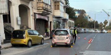 Travolto da un’auto a Santa Venera, grave un uomo di 43 anni