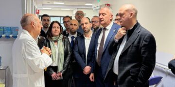 Trapianti, Malta rafforza l’asse con Palermo: delegazione del Mater Dei in visita all’ISMETT