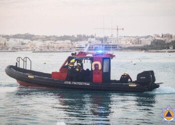 Delimara, uomo in difficoltà mentre nuota: intervengono i soccorritori