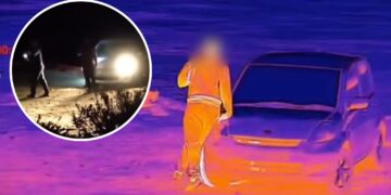 Sorpresi di notte con fucili subacquei, travolgono un funzionario e scappano