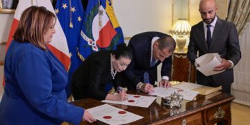 Scatta lo scioglimento del Parlamento, confermate le elezioni anticipate