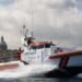 Emergenza in mare, soccorsi due membri dell’equipaggio di una petroliera