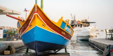 Un secolo di storia torna a navigare: restaurato uno degli ultimi “firilli” di Malta