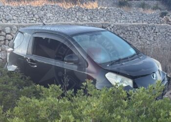 Perde il controllo dell’auto e finisce in un campo a Wardija: gravemente ferito un 54enne