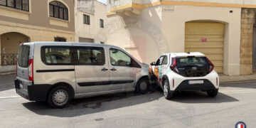 Scontro tra auto e furgone a Zabbar: gravemente ferita una bambina di 3 anni