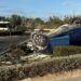 Schianto nella notte ad Attard, auto si ribalta e prende fuoco: due feriti