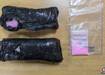 Nella valigia 70mila euro di ketamina: 26enne arrestata appena sbarcata in aeroporto